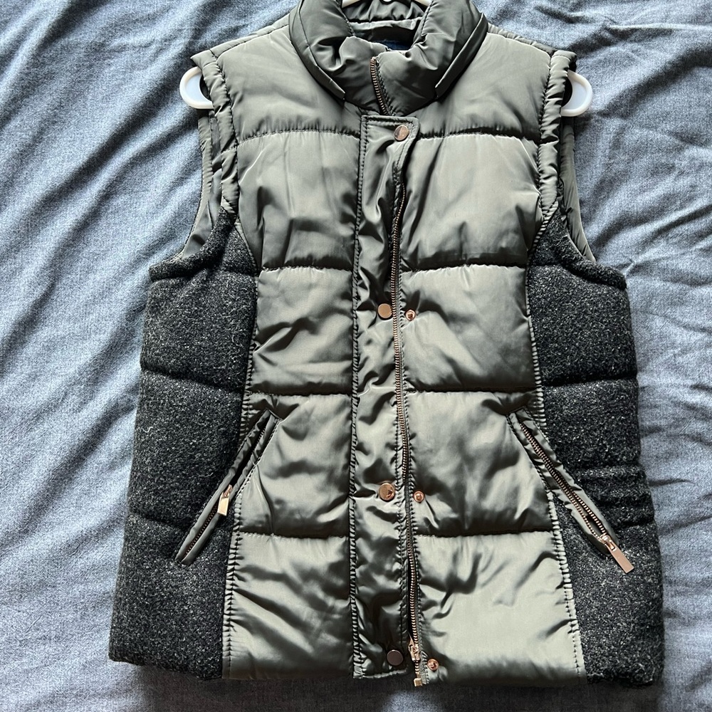 Puffer Vest (olive)